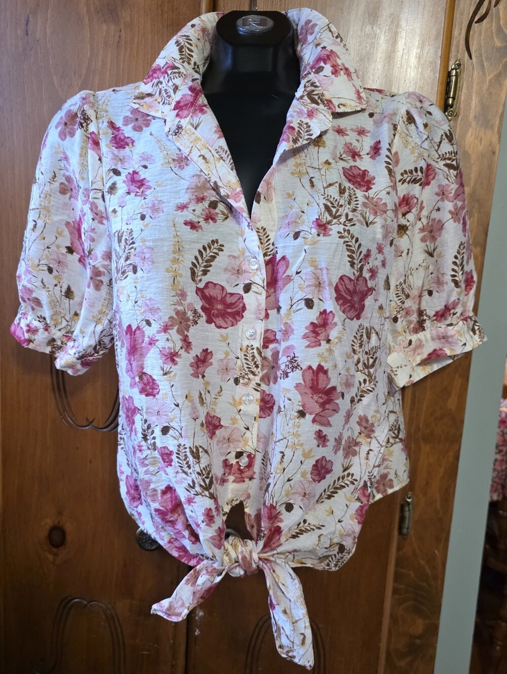 Floral Tie-Hem Button-Up Linen Blend Blouse Size M